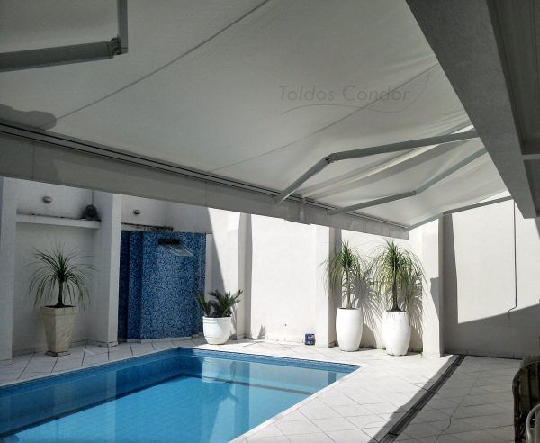 Toldo Articulado em Alphaville