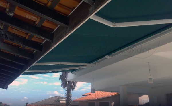 Toldo Articulado em Alphaville