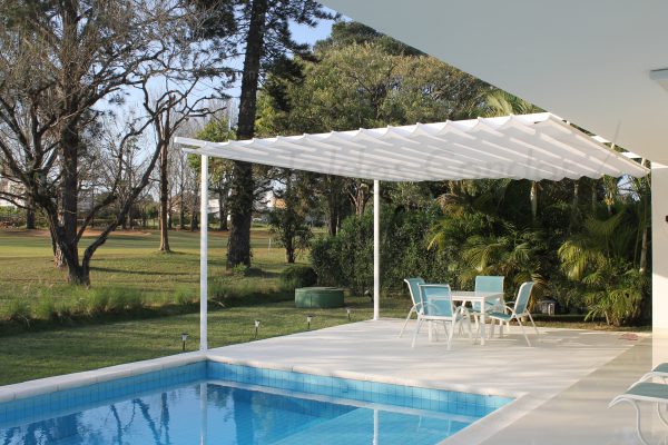 Toldo e cobertura Pergola Zen em Araçoiaba da serra